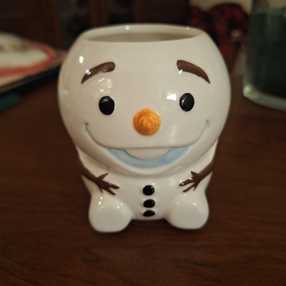 NWOT OLAF from FROZEN Ceramic Mug Disney, Christmas Gift Stocking Stuffer
